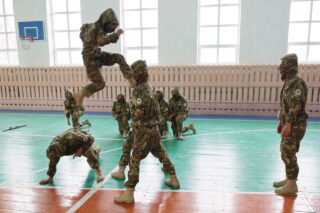 «Жас бүркіт»: как военно-патриотический клуб Национальной гвардии меняет школьную среду