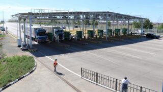 В Казахстане смягчат правила оплаты на платных трассах