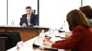 Правительство Казахстана выявило хищения в сферах образования и АПК