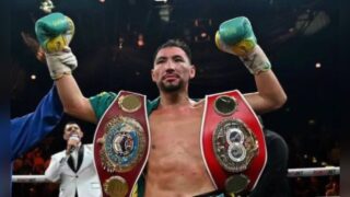 WBO дисквалифицировала Жанибека Алимханулы на год