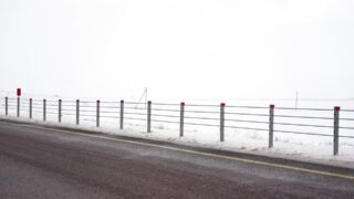 В Казахстане продолжают испытания тросовых ограждений на трассах