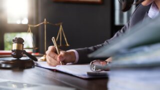 Минюст утвердил новые правила аттестации адвокатов