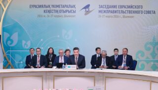 Создать платформу координации грузопотоков ЕАЭС на базе ИИ предложил Бектенов