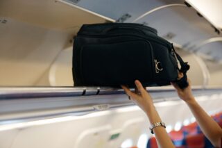 Почему ручная кладь должна быть одной: как это влияет на комфорт и стоимость перелетов