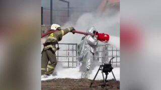 В Усть-Каменогорске при пожаре на СТО предотвратили возможный взрыв