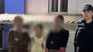 В Алматы депортировали агрессивных иностранных подростков, которые нападали на прохожих