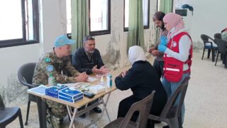 Казахстанские миротворцы провели гуманитарную акцию в Сирии