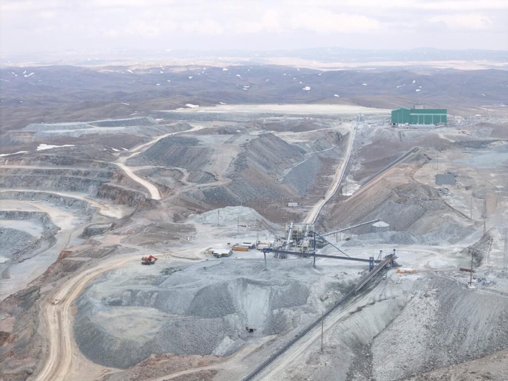 Иллюстрация — Коктасжал перезапускают с новым инвестором: экологические проблемы станут ключевым вызовом проекта