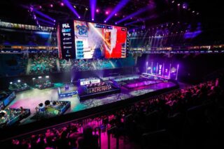 Международный турнир PGL Astana 2026 стартовал в столице