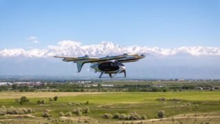 Первое аэротакси eVTOL протестировали в Алматы