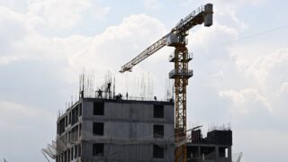 В Алматы лицензии на строительство или проектирование приостановили у 218 компаний