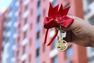 885 семей получат ключи от новых квартир в Алматы