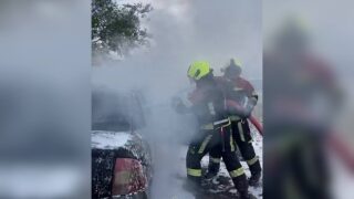 В Астане потушили загоревшийся легковой автомобиль