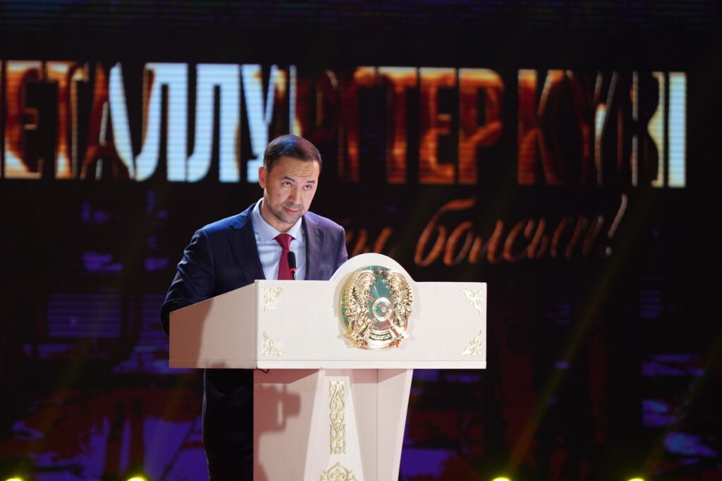 Руслан Өскенәлі