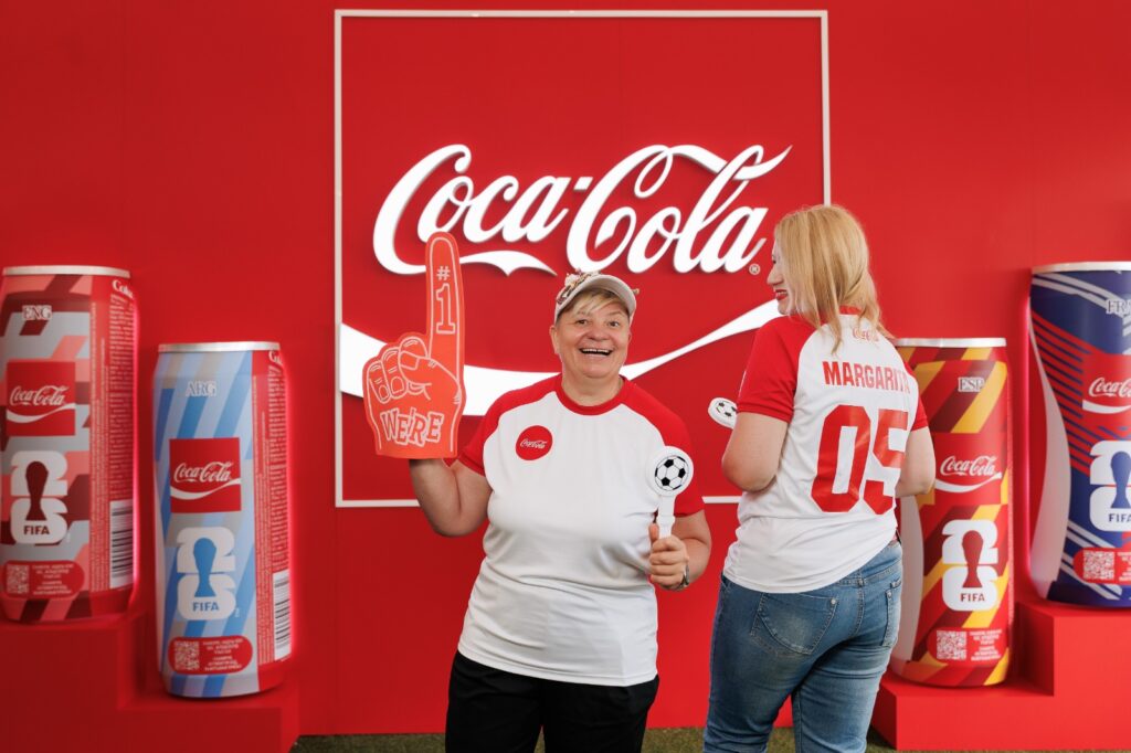 Иллюстрация — Еще больше эмоций с Coca-Cola: как бренд создал атмосферу FIFA World Cup 26™ в Казахстане