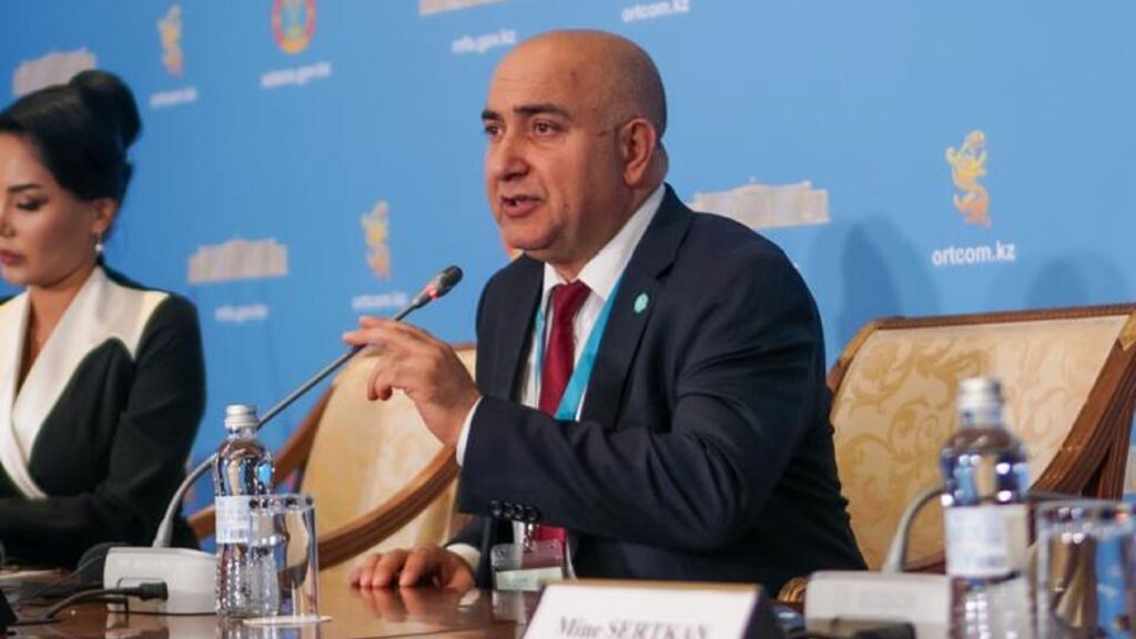 Нуру Гулиев
