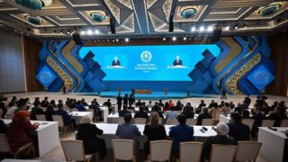 Токаев: Халық кеңесі не должен вмешиваться в работу Курултая