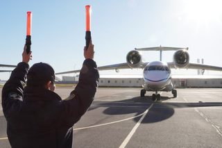 В преддверии Дня Республики лётчик-гвардеец совершил первый самостоятельный полёт
