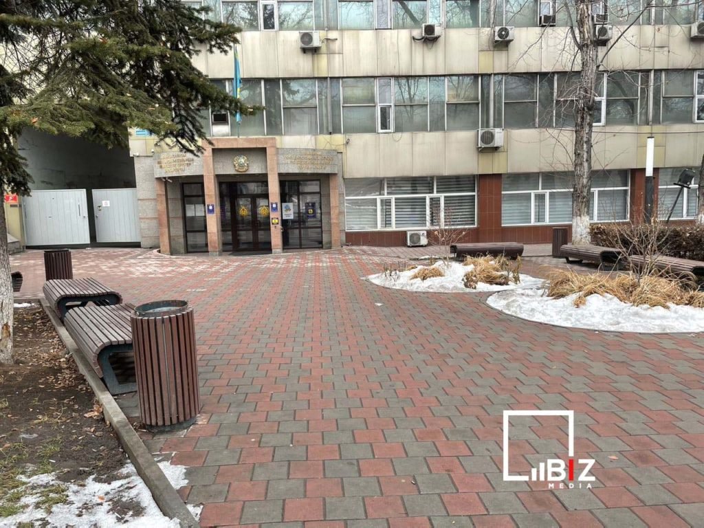 Беспорядки в Алматы в фотографиях. Bizmedia.kz