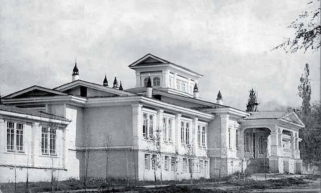 Мужская гимназия - 1915