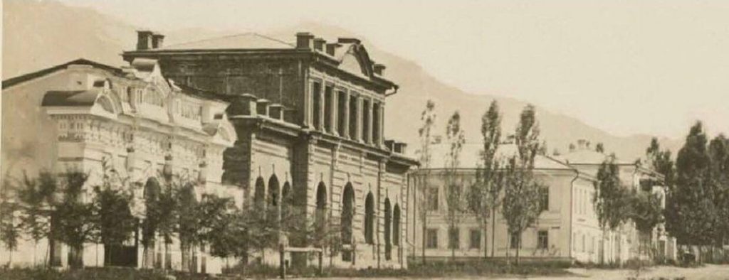Первогильдийская улица или нынешняя улица Зенкова - 1885