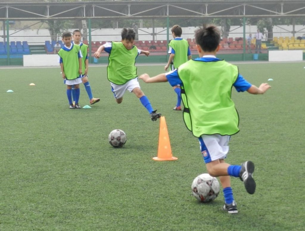 Футбол для детей - хороший спорт