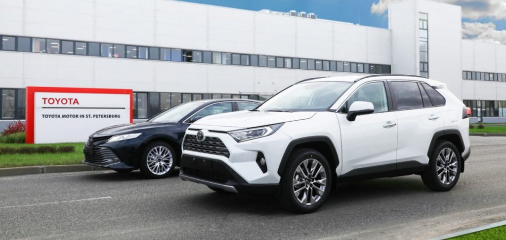 Крупнейший мировой производитель автомобилей Toyota возвращается на российский рынок