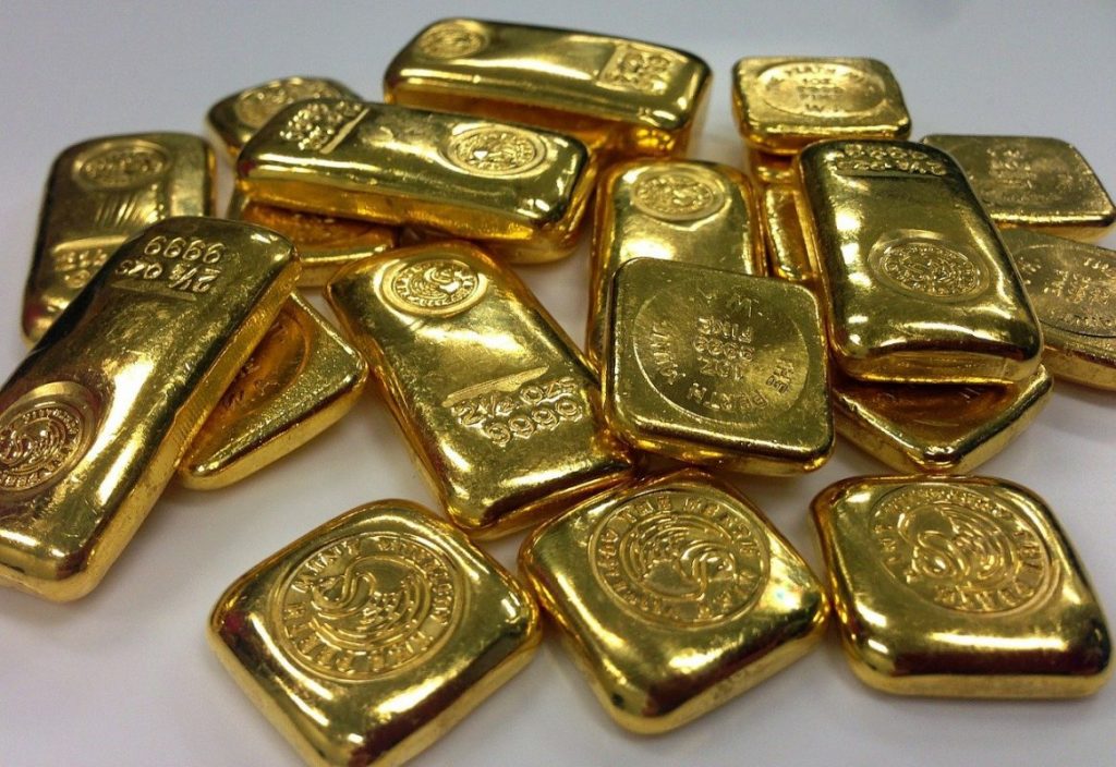 Казахстанцы активно скупают золото, почему это выгодно? Bizmedia.kz