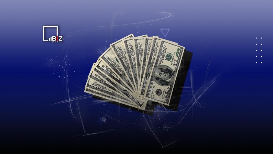 Официальный курс доллара на завтра, 12 мая, — 442 тенге. Bizmedia.kz