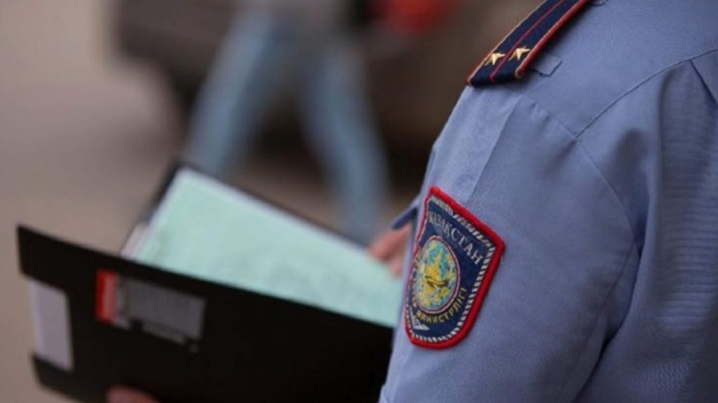 Что будет, если оказал неповиновение полицейскому в Казахстане - Bizmedia.kz