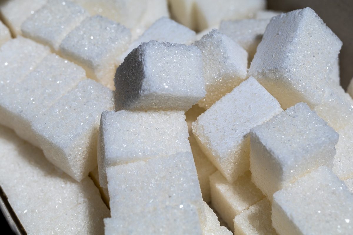 Почему Казахстан испытывает дефицит сахара: страна всего лишь на 40% обеспечена сахаром собственного производства
