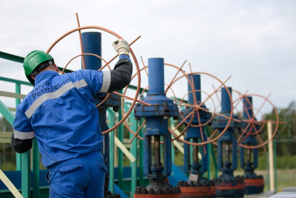 Фото: Андрей Рудаков/Bloomberg. Германия планирует прекратить все поставки нефти из России, чтобы предотвратить недогрузку нефтеперерабатывающих заводов на востоке страны. Дайджест главных новостей на утро 6 декабря 2022 года