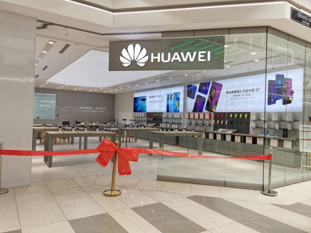 Компания Huawei начала релокацию сотрудников из России в Казахстан и Узбекистан - bizmedia.kz