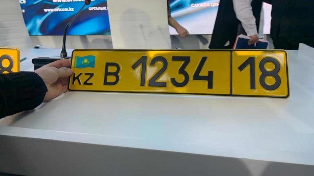 Завезенные авто с желтыми номерами легализуют в Казахстане - МВД - Bizmedia.kz