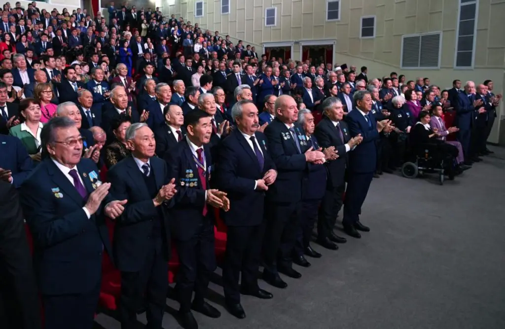 Президент РК Касым-Жомарт Токаев встретился с общественностью в Атырауской области - Bizmedia.kz