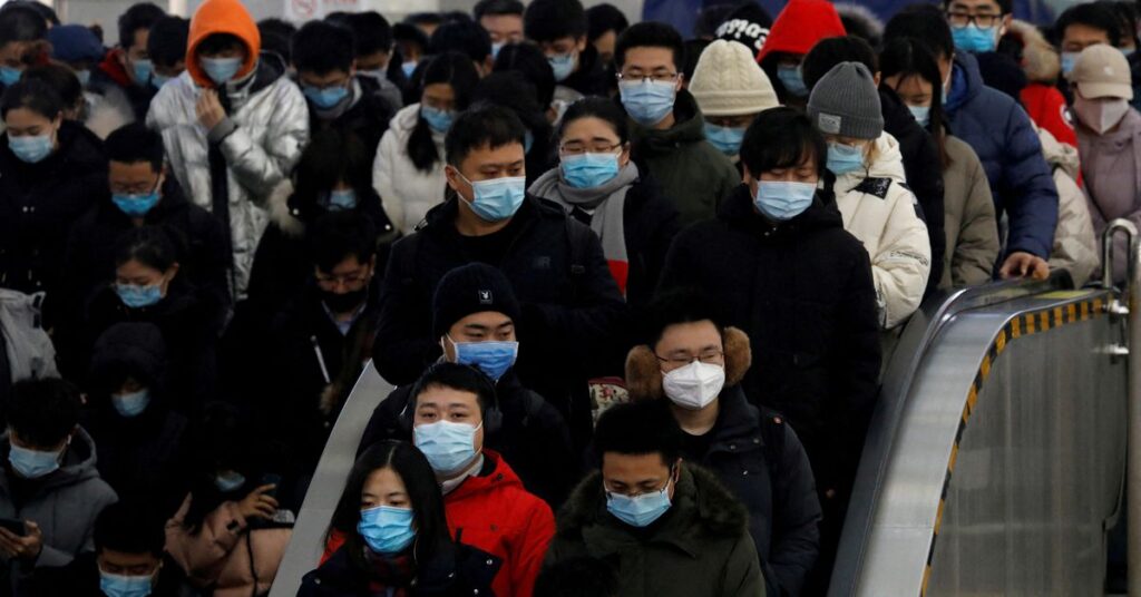 Фото: Reuters. Китай перестанет публиковать данные о заболеваемости COVID-19. Дайджест главных новостей на утро 26 декабря 2022 года