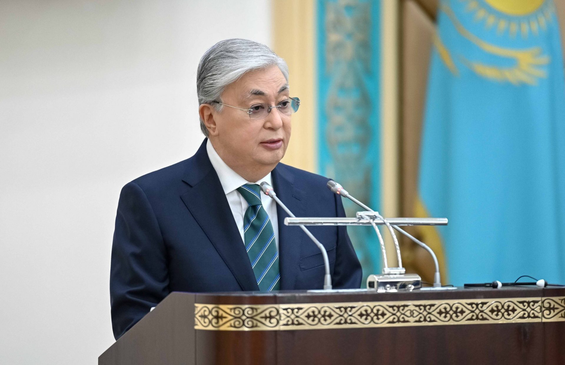 Казахстан переходит к системе президентского государства с сильным парламентом, говорит президент Токаев