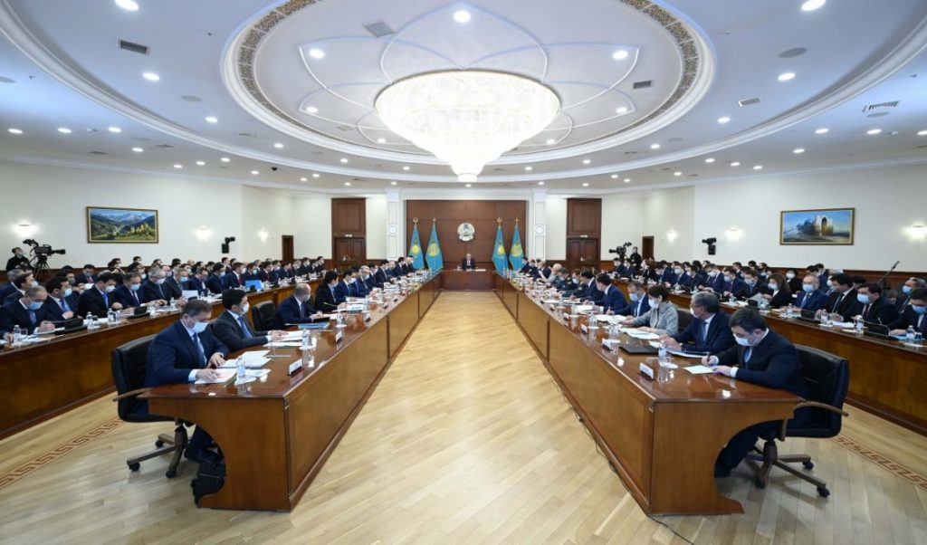 В Казахстане началось расширенное заседание правительства во главе с Токаевым - Bizmedia.kz