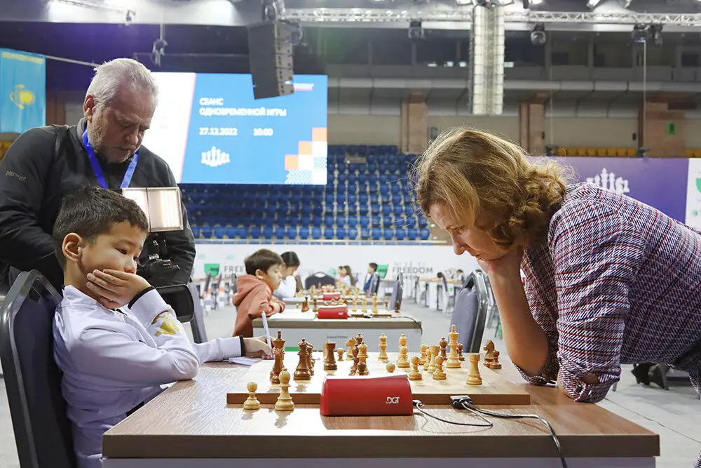 Восьмилетний шахматист из Казахстана обыграл управляющего директора ФИДЕ