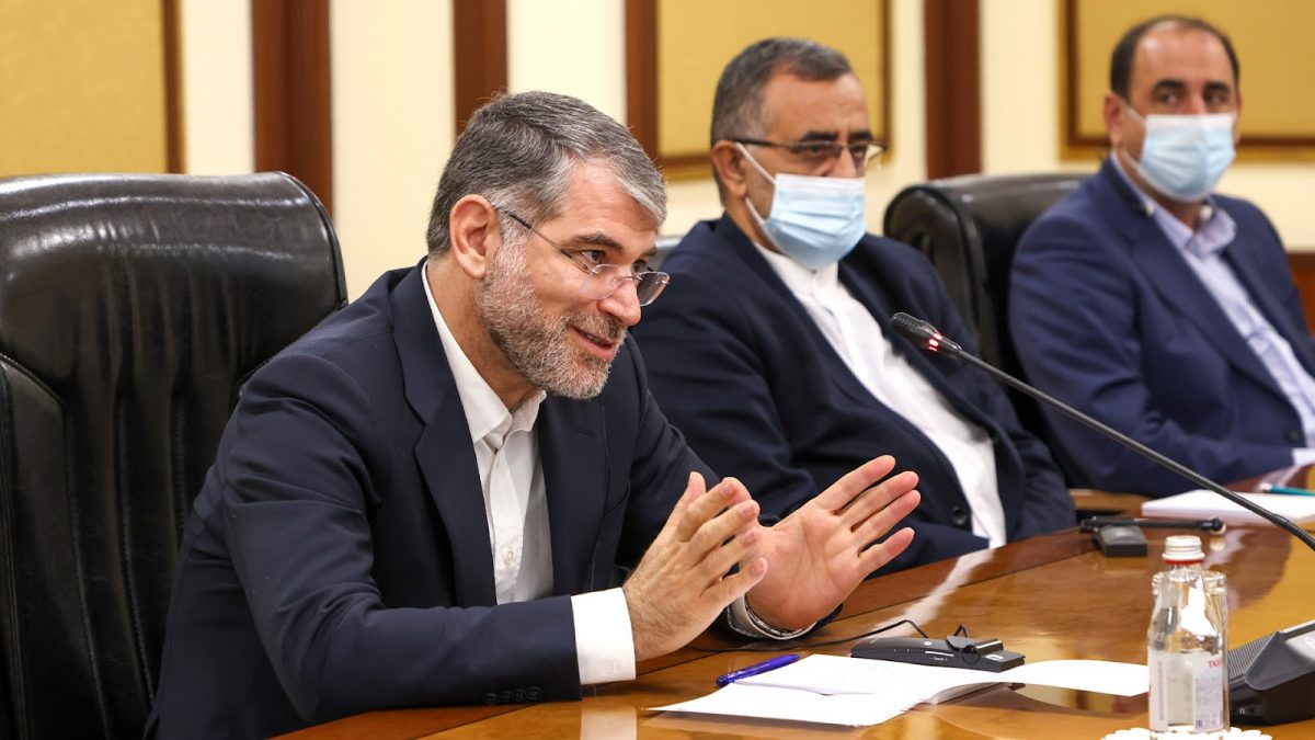 министр сельского хозяйства Ирана Сейед Джавад Садати Неджад