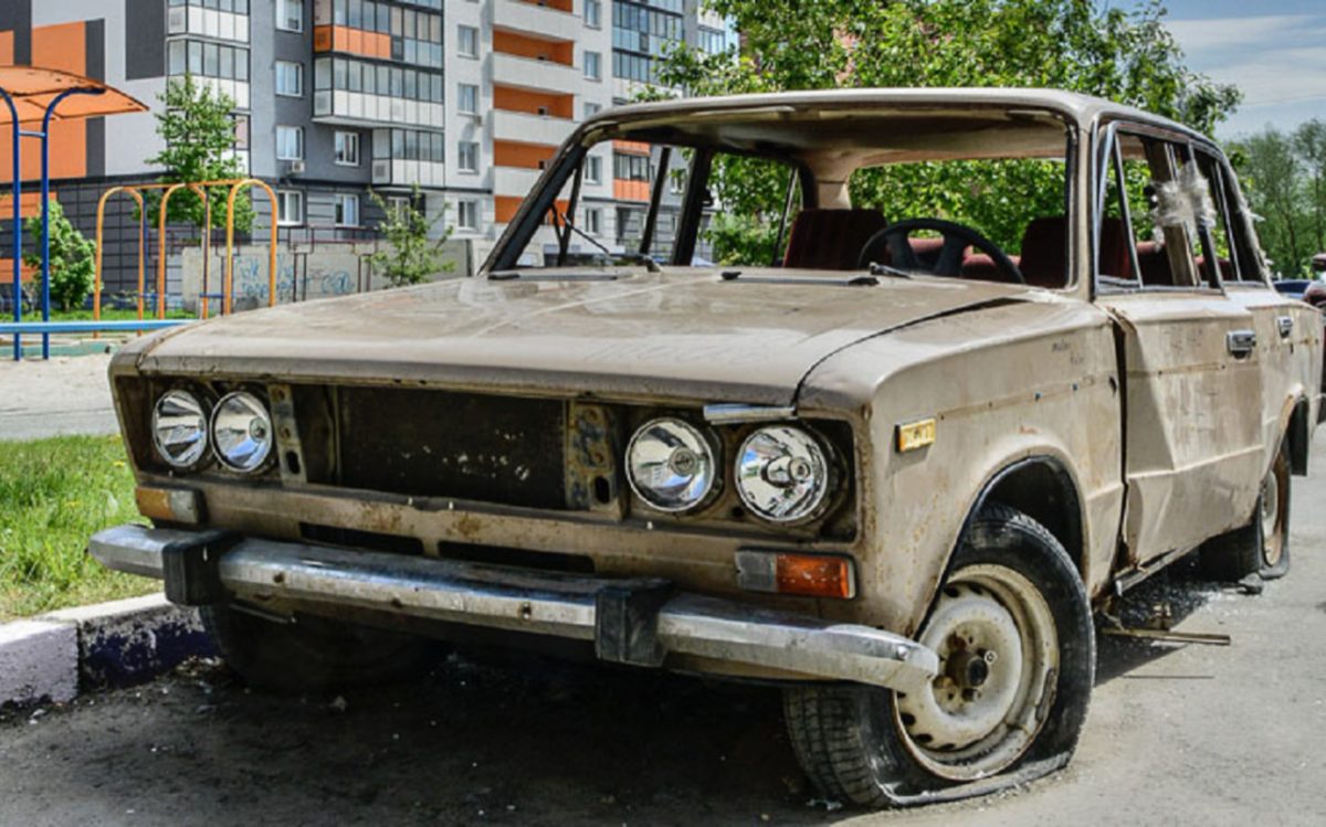 «Автохлам» на дорогах: каждый второй автомобиль в РК старше 20 лет