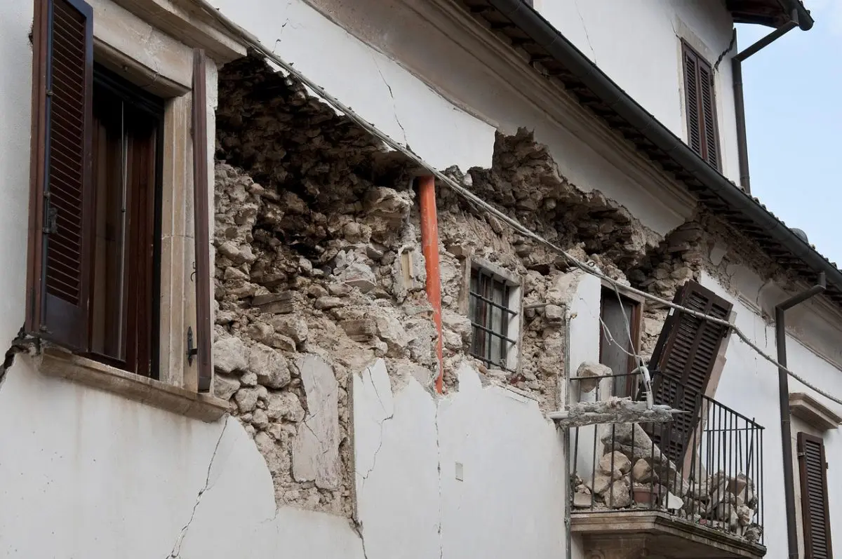 Число погибших в результате землетрясения в Турции выросло до 3 381