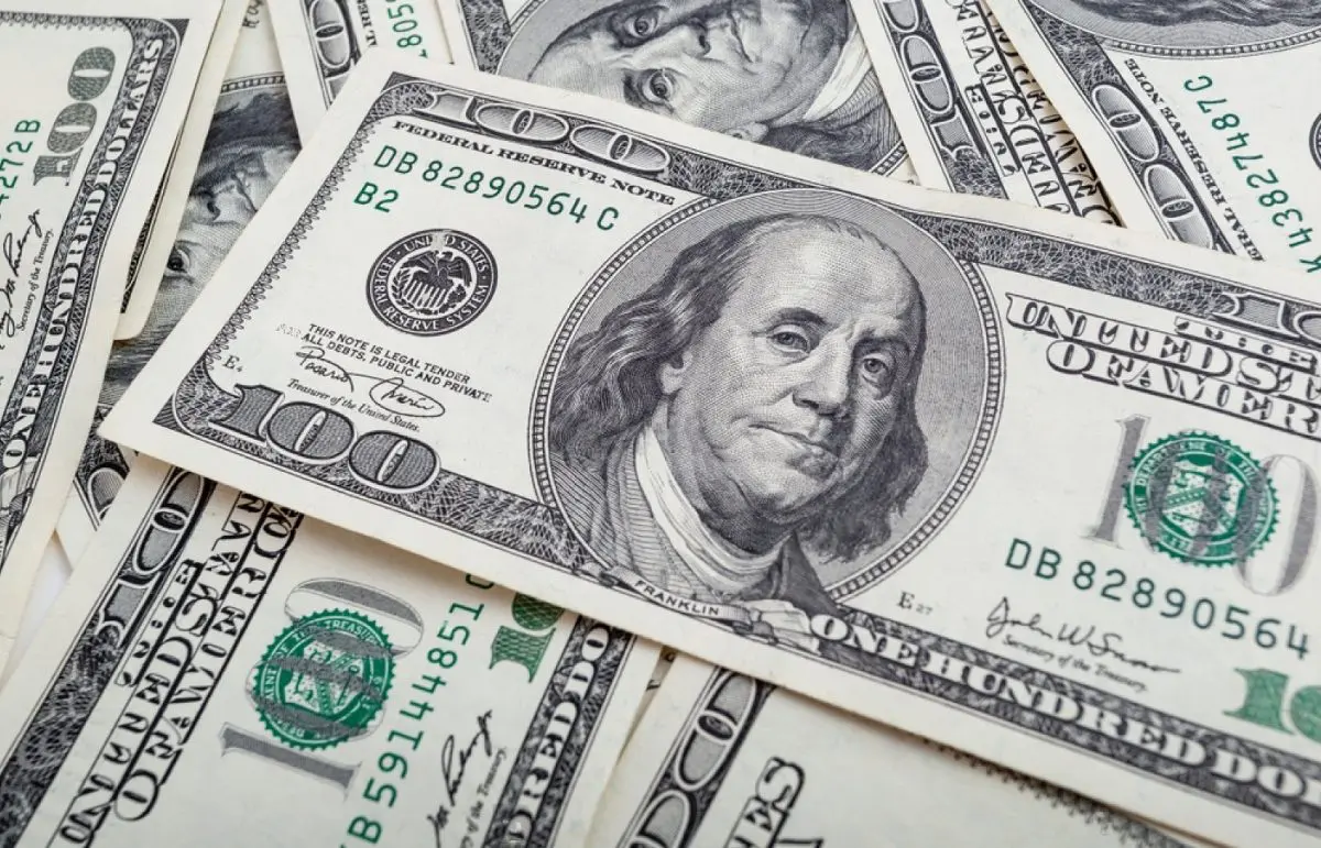 Доллар подешевел почти на 2 тенге и составил 450,79 по итогам торгов на KASE в пятницу, 10 февраля