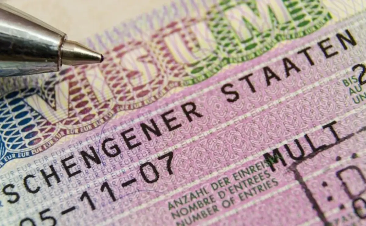 Для казахстанцев срок принятия решения не изменится - 15 дней для получения Шенгена