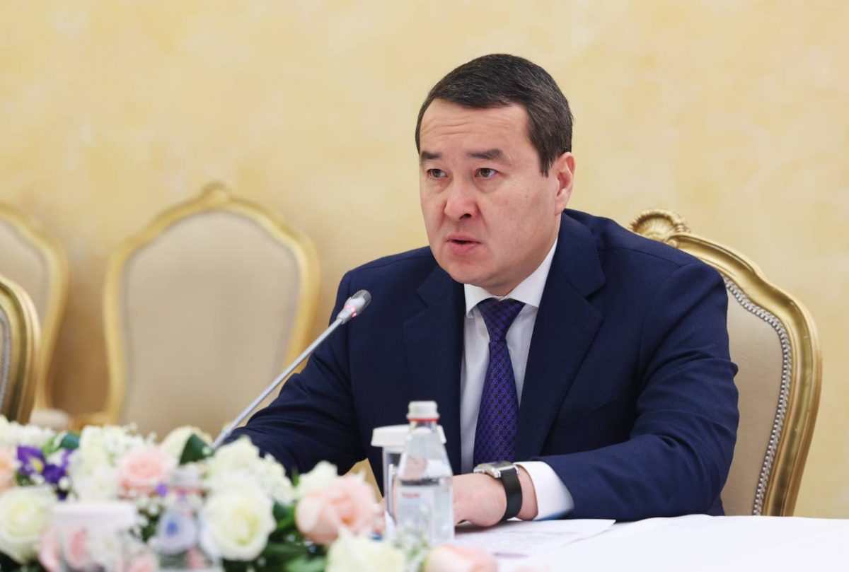Алихан Смаилов