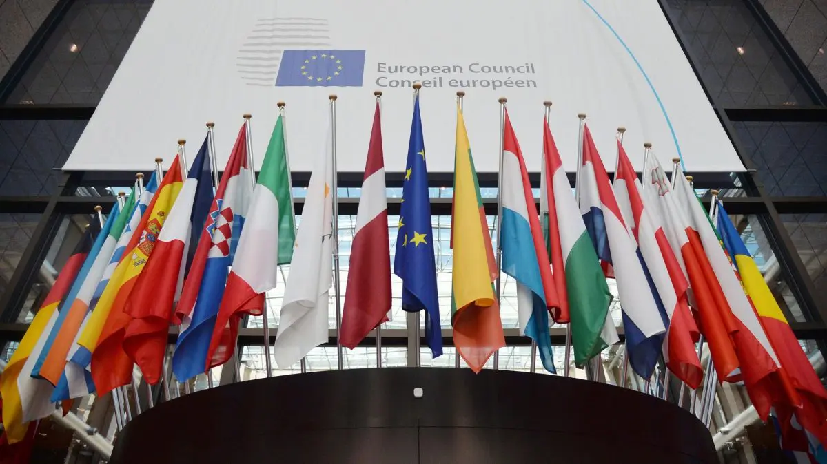 Совет ЕС обновил список юрисдикций, не сотрудничающих с Брюсселем по налоговым вопросам. Главные новости на утро 15 февраля 2023 года