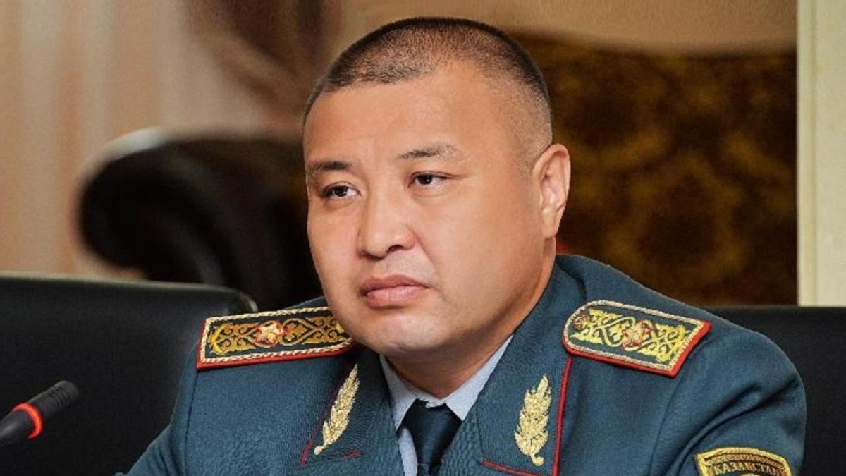 В Алматы бывшему директору КНБ погранслужбы Дархану Дильманову продлили арест
