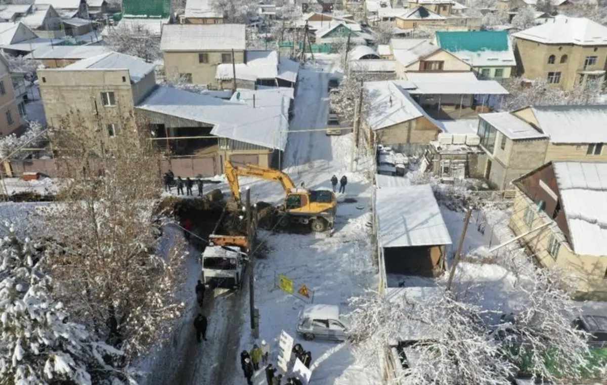 В двух микрорайонах Алматы обещают построить 335 км сетей водоснабжения и канализации