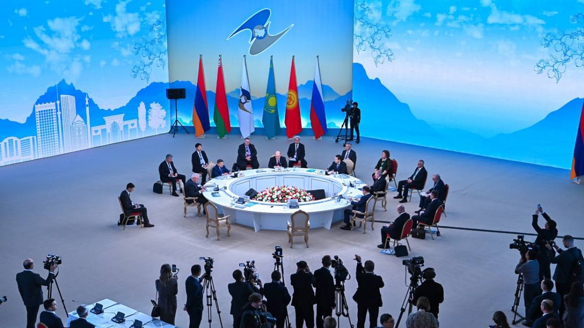 Заседание Евразийского межправительственного совета в узком составе проходит в Алматы