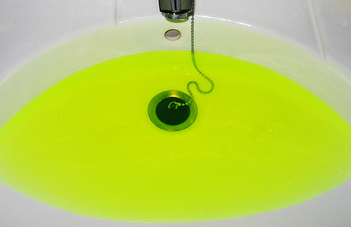 8 апреля в Астане из кранов будет течь зеленая вода